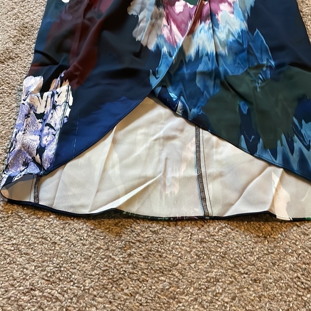 Womens Chelsea.28 dress. - Picture 4 of 7